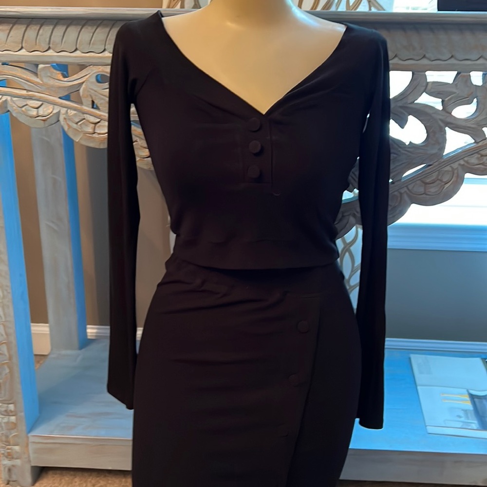 NWT Mable boutique brand 2 pc black skirt & crop top size small